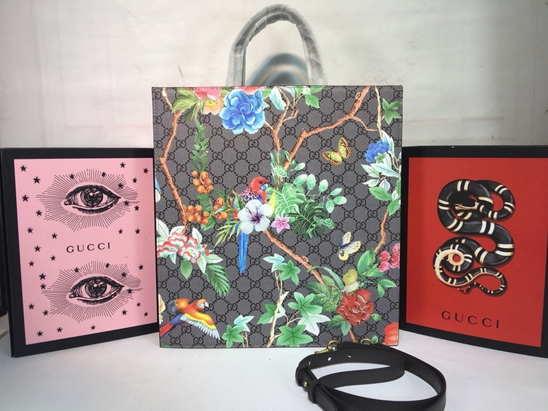 Gucci Handbags 242